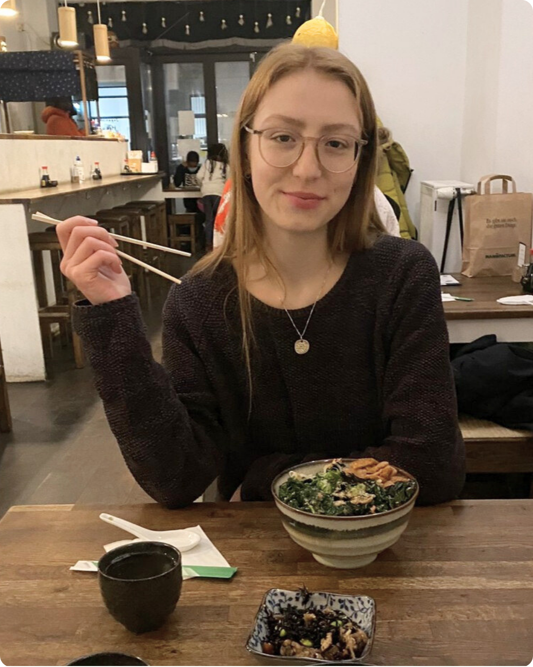 Lisa isst am liebsten vegan im asiatischen Restaurant